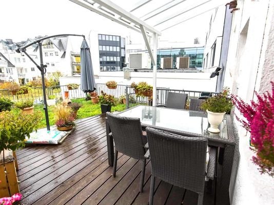 Dachterrasse 1.OG