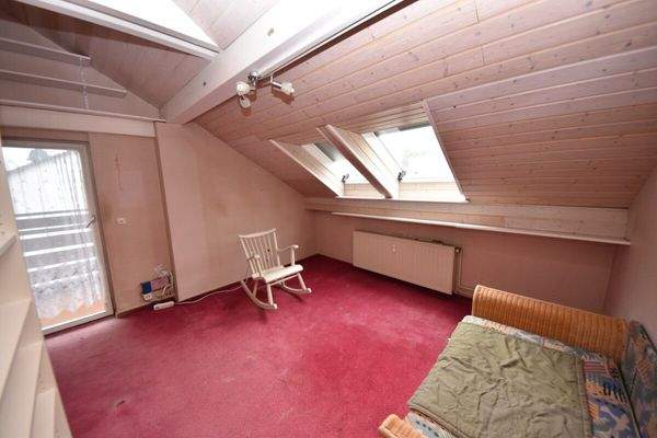 DG Wohnbereich mit Balkon