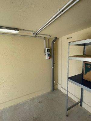 stromanschluss in garage