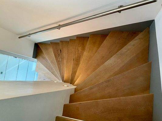 Treppe zum Obergschoss