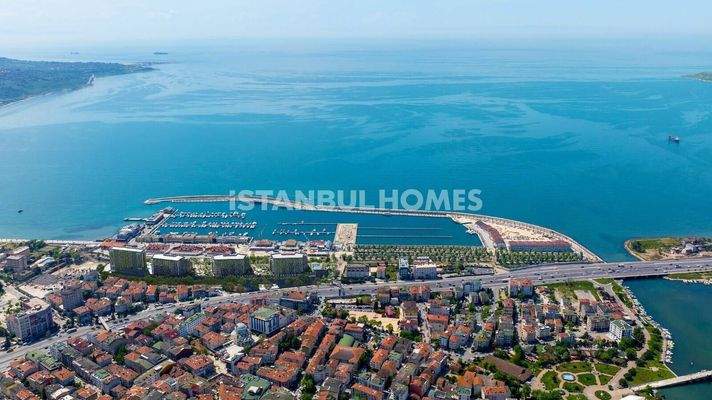 Elegant Flats within a Sea View Project in Buyukcekmece