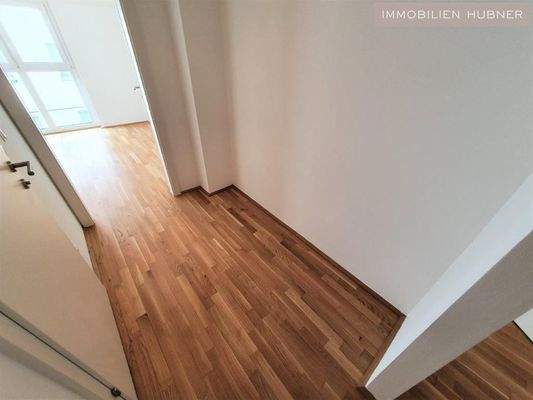 Vorraum mit Schranknische