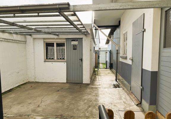 Außenbereich Garage