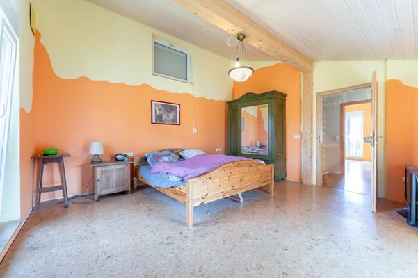 Schlafzimmer I DG