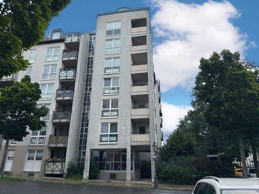 Westansicht Gebäude