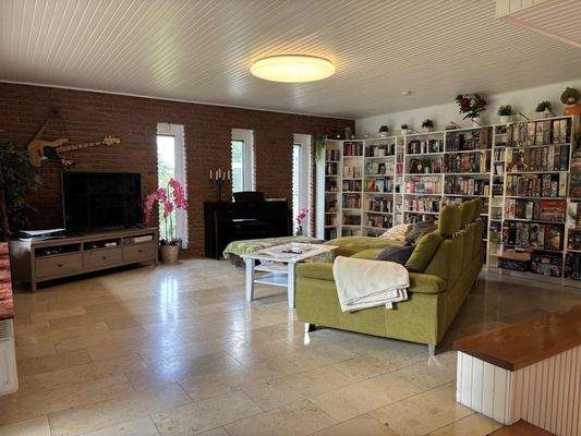 großzügiger Wohnbereich