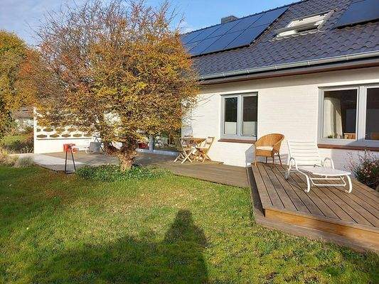 Die großzügige Terrasse