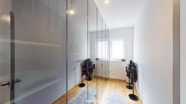 Ankleide Masterbedroom