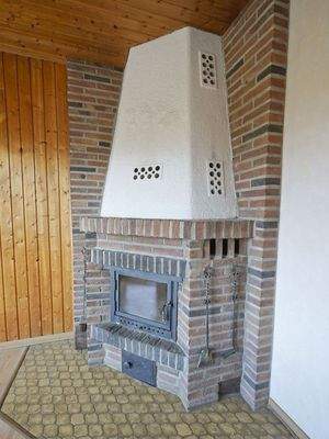 ...gemütlichem Kamin und...