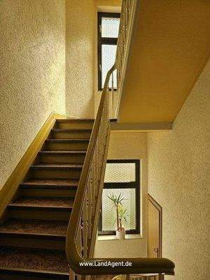 Innentreppe zum II. OG