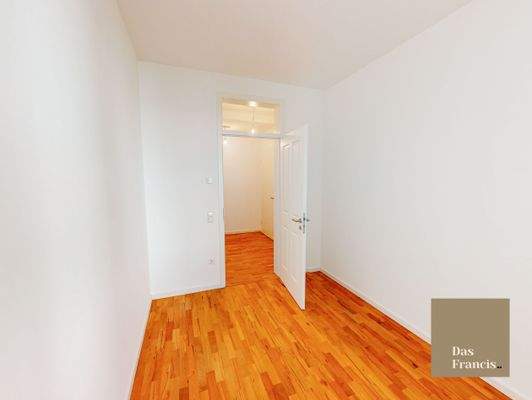 Kinder- oder Arbeitszimmer (1)