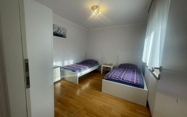 Zimmer 2  Zimmer in Esslingen zu vermieten möbliert Wohnen auf Zeit urbanbnb 3.jpeg