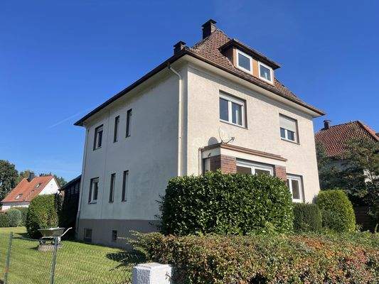 Großes Mehrgenerationenhaus