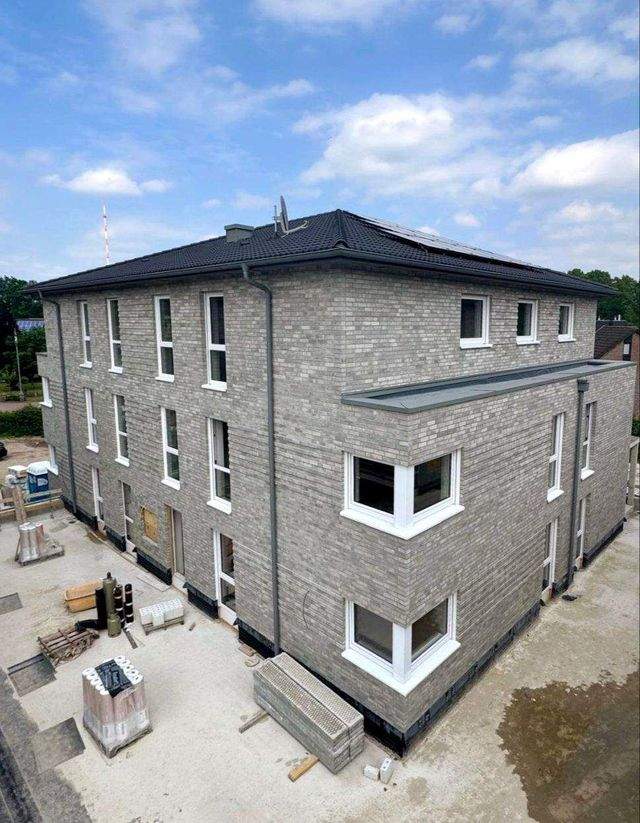 A+ Energielevel: 3-Zi. -Wohnung, 84m², Bürgervilla – Erstbezug in Lingen-Laxten, EBK, Gäste WC, Tiefgarage, Terrasse, Wärmepumpe, ab 02.2027 - Foto 3