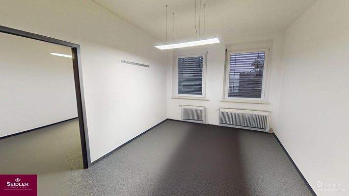 Büro 2 - unmöbliert