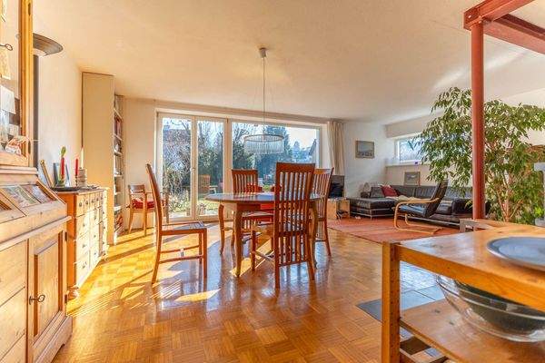 Sonniger Wohntraum mit viel Platz!