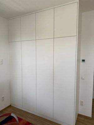 EB-schränke können Sie v. Mieter käuflich erwerben