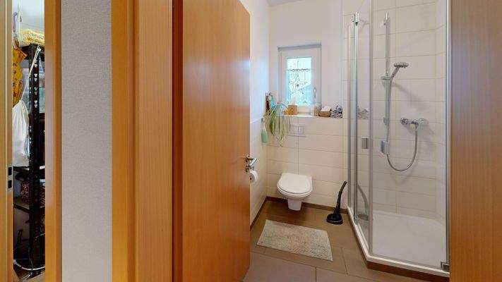 Einfamilienhaus-in-Willanzheim--Bathroom