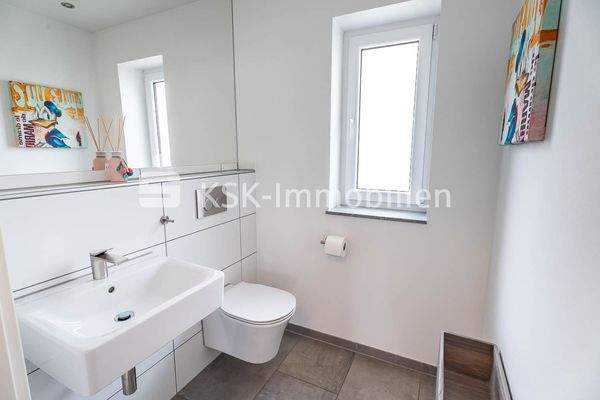 130851 Gäste WC Erdgeschoss