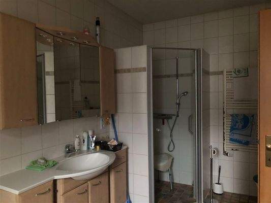 Badezimmer EG