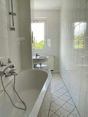 Bad - Beispielfoto Nachbarhaus