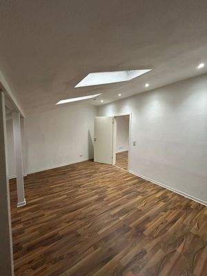 WhatsApp Image 2025-12-19 at 08.43.42 (1)