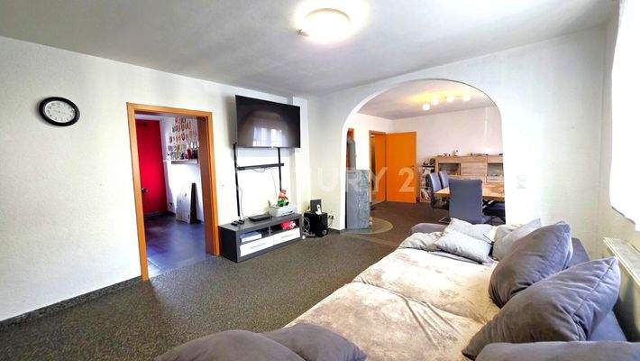 Blick vom Wohnzimmer zum Büro / Gästezimmer