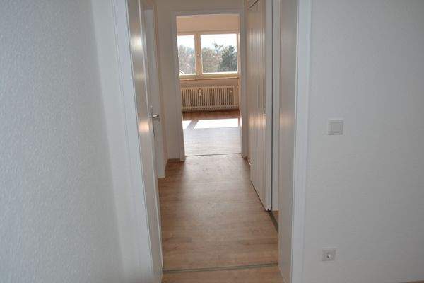 kleiner Flur vor Wohnzimmer