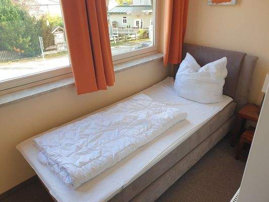 Schlafnische hinter dem Schlafzimmer