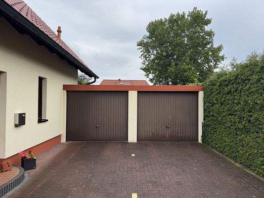 Ansicht v SO Garagen