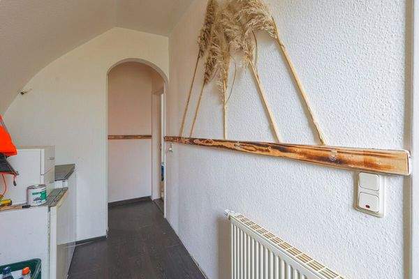 Der Flur der Wohnung im Nebengebäude