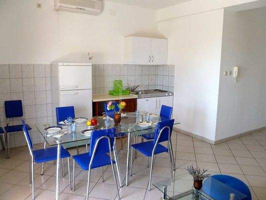 Drei geräumige Wohnungen finden sich hier