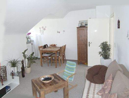 Wohnzimm                                   Wohnzimmer mit Essbereich