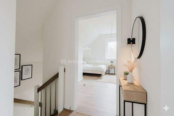 Virtual Home Staging