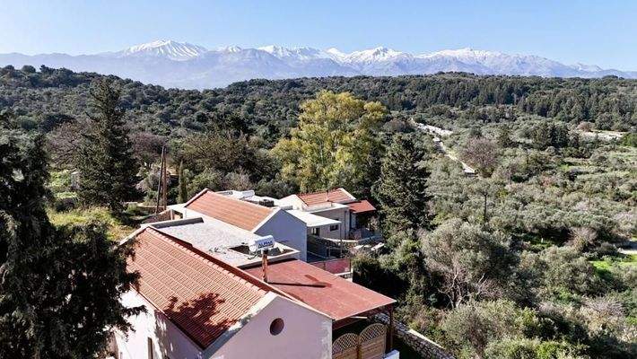 MIT VIDEO: Kreta – Klassische Steinvilla mit modernem Komfort in Vamos