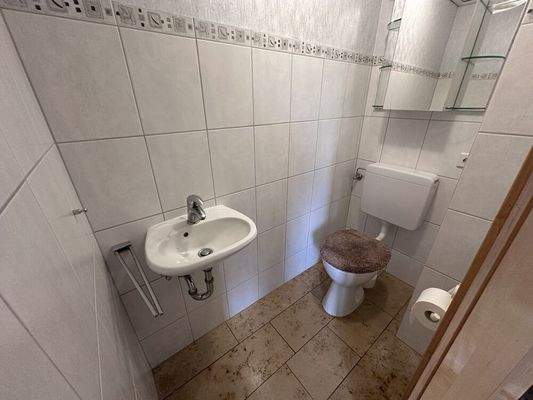 Gäste-WC (UG)