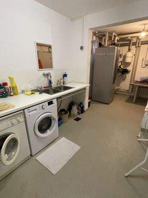 Hauswirtschaftsraum Keller - Heizung