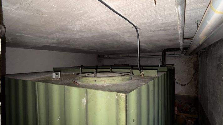 Keller Öl-Tank - 13.900 Liter