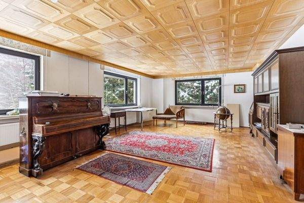 Wohnzimmer (Whg. Hochparterre)