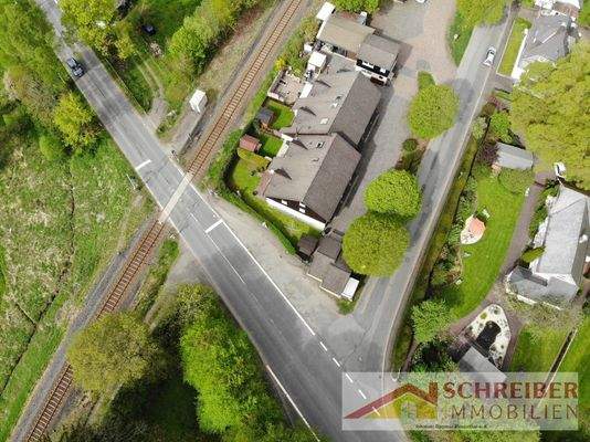 154EF4509A3838C88F3F2E1D09C28F95