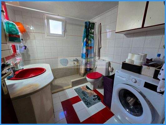 4c1a05fc0735476c9a34067e653a04c0-original