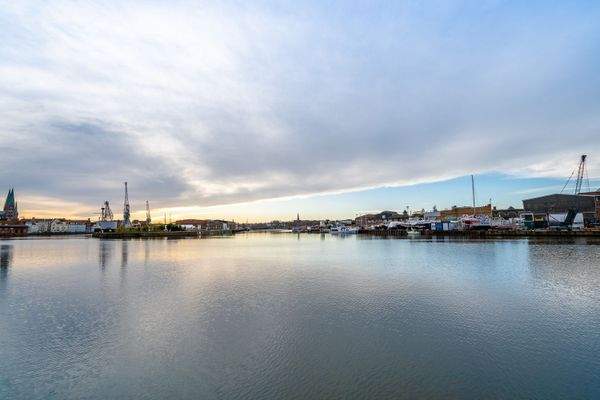 Lübeck-Mehrfamilienhaus-mit Gewerbeeinheit-in-zentraler-Lage-55