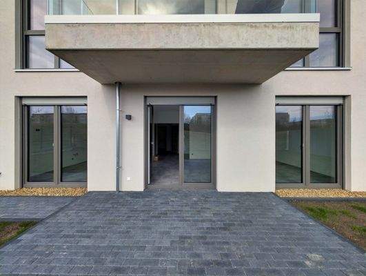 große Überdachte Terrasse