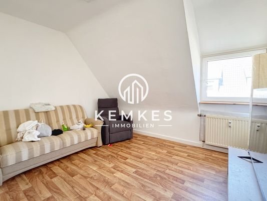 Wohnung DG rechts