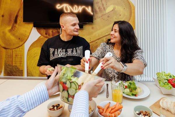 THE FIZZ Hannover Kitchen 13.jpg