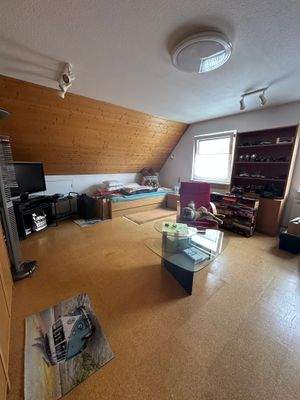 Großes Schlafzimmer im DG