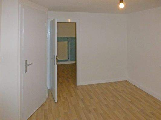 3056035m OG Zimmer 3