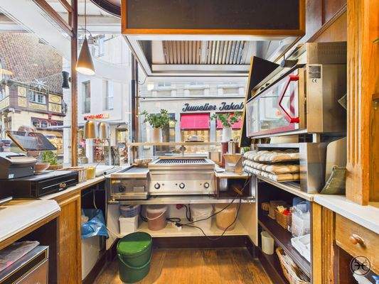 CAM05560G0-PR0026-STILL023