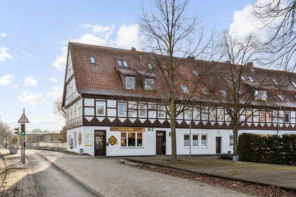 Außenansicht - Straßenseite