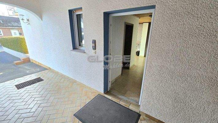 Gartengeschoss eigener Eingang!